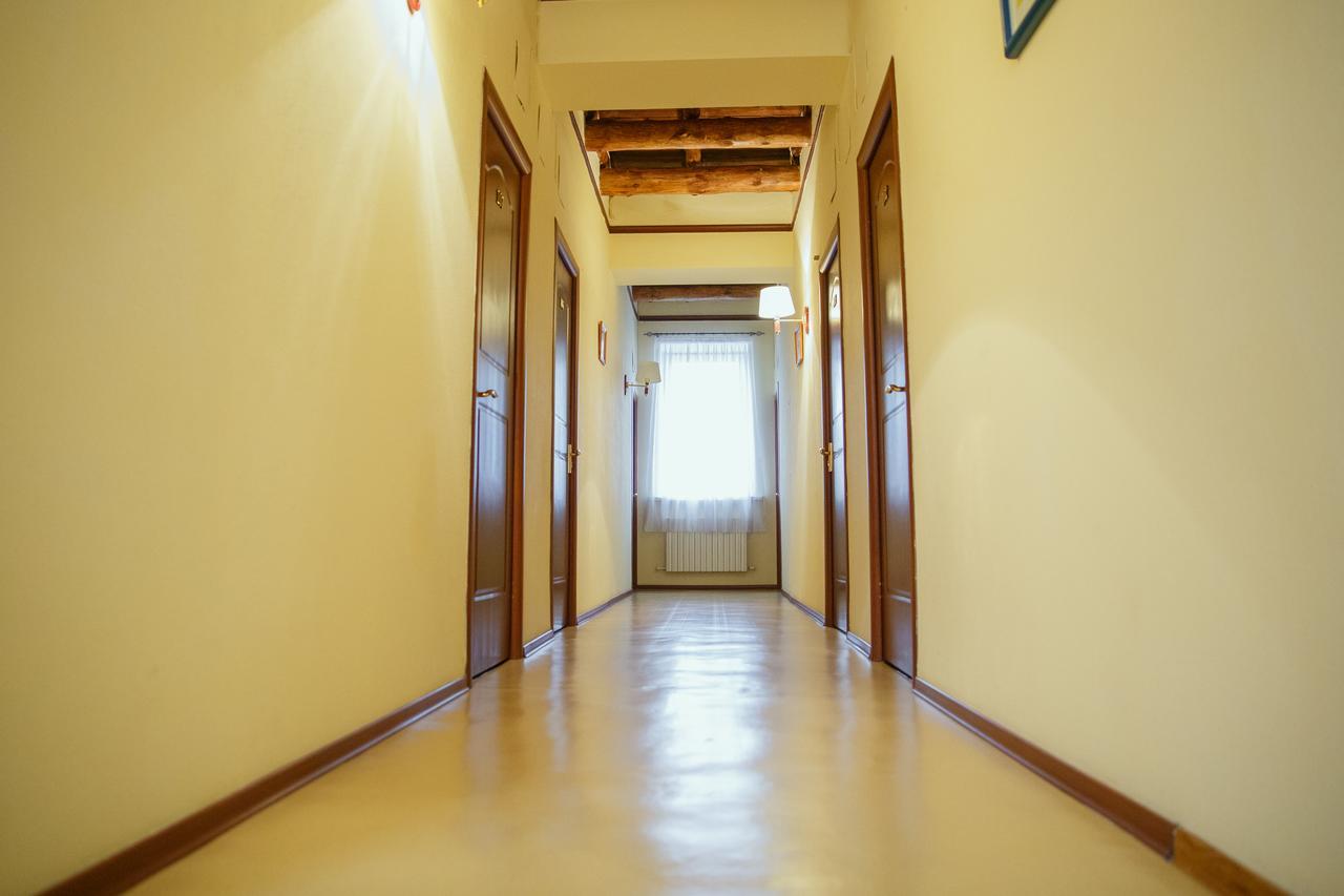 Mini Hotel Venezia Атырау Экстерьер фото