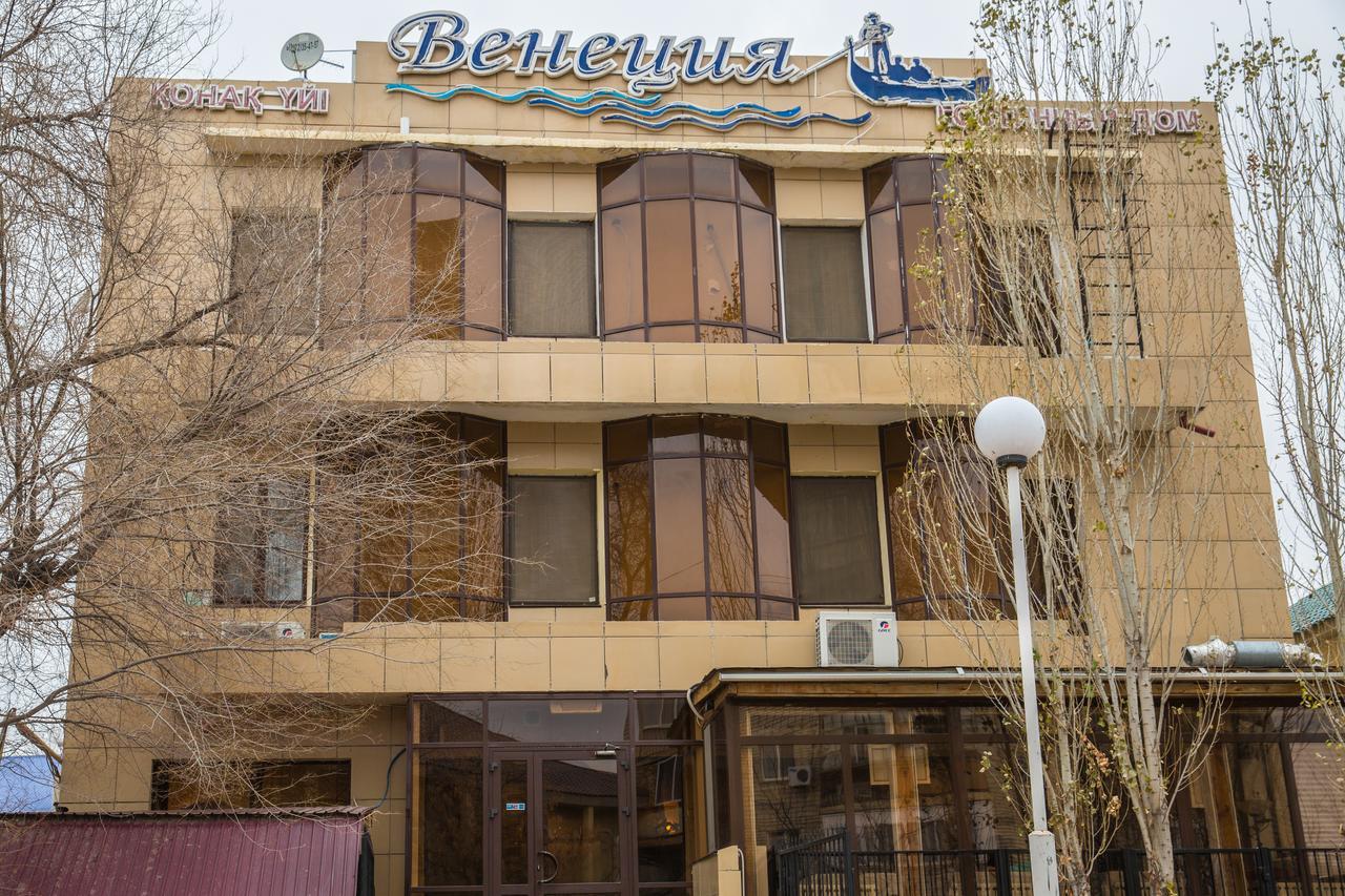 Mini Hotel Venezia Атырау Экстерьер фото